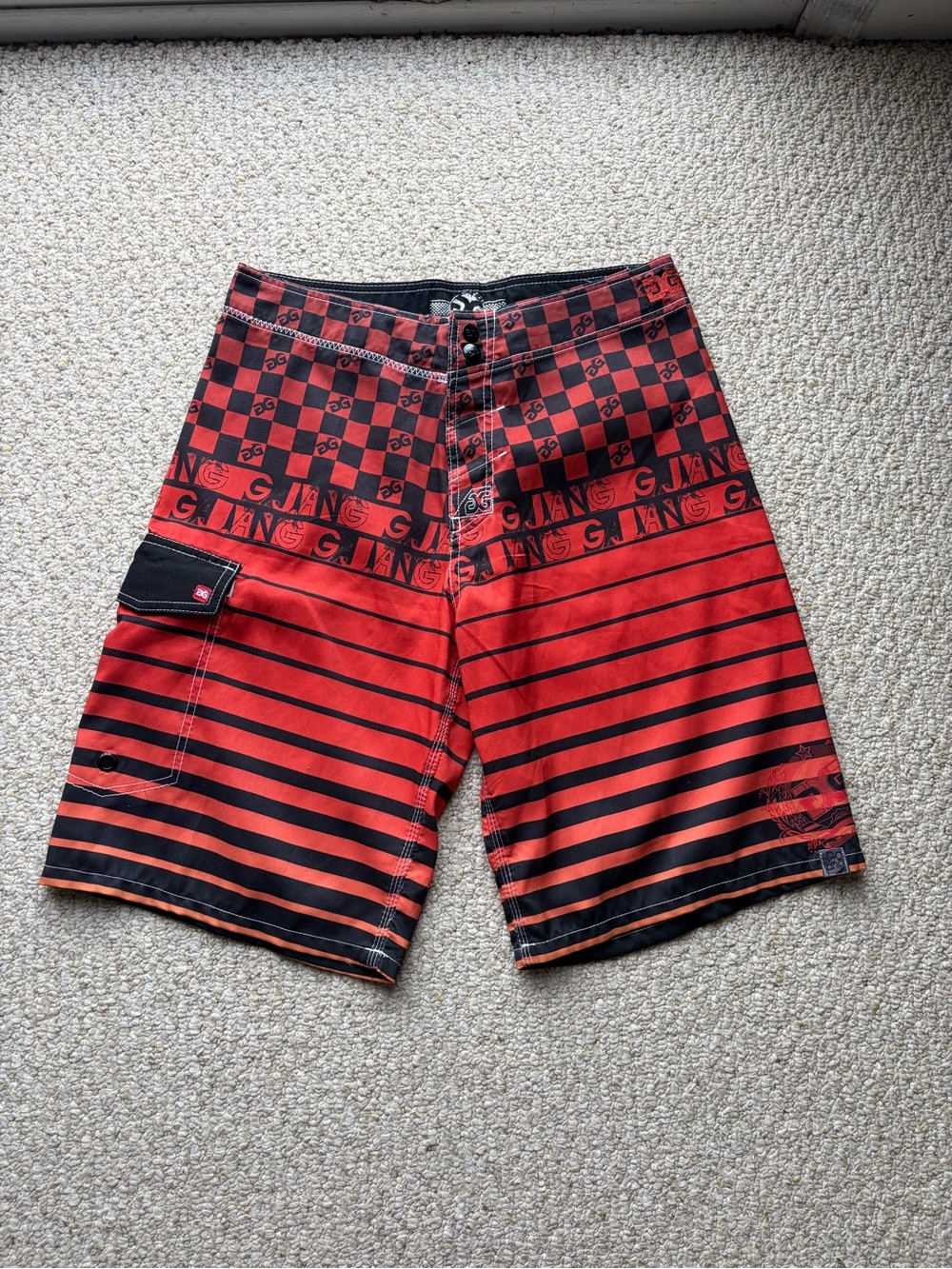 Y2K Board shorts Surf short Edition. Checkered pattern. Baggy fit.